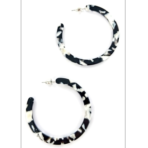 PRICE DROP! Black and White Hoop Earrings! - Picture 1 of 2
